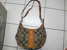 真品，coach米奇聯名二面包降價了 歷史價格詳細信息