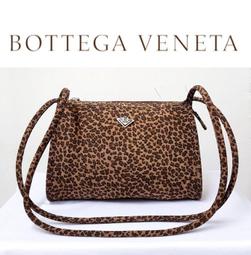 正品bv mini jodie石洞綠手提包（2手店購證） 歷史價格詳細信息