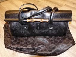 GUCCI 經典粉晶鑽綠紅綠雙G圓形針式耳環 歷史價格詳細信息