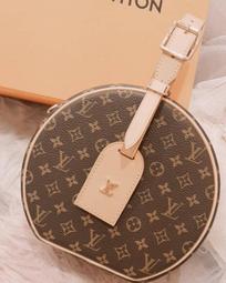 全新 LV LOUISVUITTON路易威登 經典logo緹花紅色圍巾   有附發票 歷史價格詳細信息