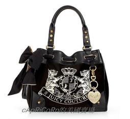 美國現貨《Juicy Couture》美國潮牌 蘇格蘭犬標誌 愛心水鑽吊飾 大蝴蝶結束帶手提肩揹托特包【附防塵袋】 價格比較,價格查詢,歷史價格詳細信息
