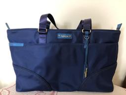 全新 正品 Kipling 防潑水尼龍布 斜背包 卡夾包(卡其淺棕色) 歷史價格詳細信息