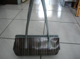 【ZODENCE 佐登司】MAG進口牛皮多功能手拎長夾(深卡其) 歷史價格詳細信息