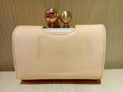 < 二手 >  ( 英國購入 ) TED BAKER 英倫輕奢精品 鑽扣 漆皮 牛革 短夾 / 錢包 價格比較,價格查詢,歷史價格詳細信息