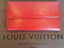 Louise Vuitton 黃色 LV 水波紋 EPI 短夾㊣極新名牌精品包 二手真品 賣場有LV 歷史價格詳細信息