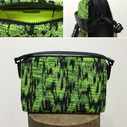 二手CHARLES＆KEITH女士包包女士水餃包/兩用斜挎包斜背包單肩側背包小CK女包/小CK拉鍊蝙蝠包（黃色） 歷史價格詳細信息