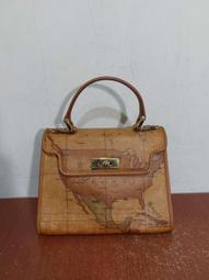 義大利製 Alviero Martini 地圖包 稀有絕版 台灣地圖 古著 側背包 歷史價格詳細信息