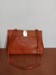 義大利製 Salvatore Ferragamo Gancini 馬蹄扣 logo 真皮 古著 側背包 手提包 托特包 歷史價格詳細信息