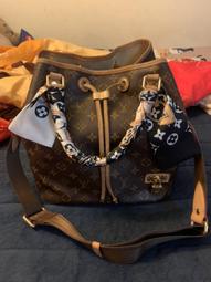 真品 SARCAR 世家 典藏手動上錬大彎背造型古董錶 女錶 歷史價格詳細信息