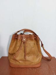 義大利製 Alviero Martini 地圖包 稀有絕版 台灣地圖 古著 側背包 歷史價格詳細信息