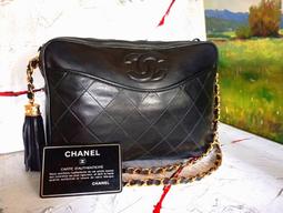 Chanel vintage 老香 肩揹斜揹包 稀少收藏款 小羊皮黑色 27公分 雕花鍊 有標 包況優 歷史價格詳細信息