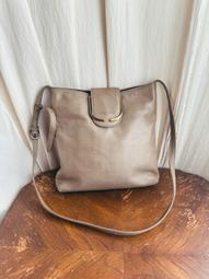 柔軟牛皮後背包☆防盜後背設計☆MIGO流行雜貨 歷史價格詳細信息