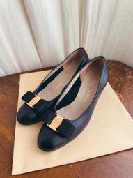 真品SALVATORE FERRAGAMO 純絲大方巾 圍巾 歷史價格詳細信息