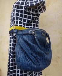 楹 ~ 正品 Under Armour UA 藍紫色 運動T恤/上衣 size: XL 歷史價格詳細信息