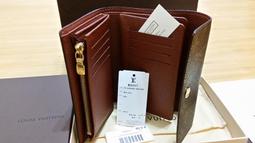 近全新LV M62403 粉紅色 台南新光三越百貨LV專櫃購買附購買證明 歷史價格詳細信息