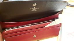 LV M60851 EMILIE EPI水波紋皮革多功能長夾.紫紅 高雄漢神巨蛋專櫃購買 附購買證明 歷史價格詳細信息