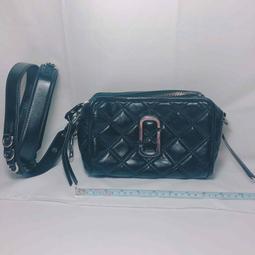 二手 MARC JACOBS 黑色 短夾 金屬LOGO有刮痕 現貨【C210887】 歷史價格詳細信息