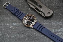 水藍色高級吸濕排汗袖套一對特價99元＊觸感舒適、柔軟、透氣、吸汗、防曬、抗UV紫外線、細針編織、透氣★ 歷史價格詳細信息