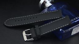 歐洲平面設計新浪潮 (硬皮精裝)：酸性／新醜／復古／像素／故障 ——收錄當下最火熱的5 種設計表現風格 歷史價格詳細信息