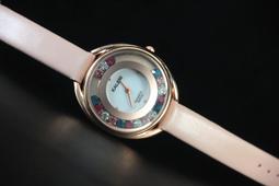 金色類似詩華絡風格happy diamond的石英錶絲綢般質感錶帶 歷史價格詳細信息