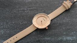 mitina時尚風~清晰高辨識度刻度,橢圓形錶殼石英錶,真皮面壓鱷魚皮紋錶帶 歷史價格詳細信息