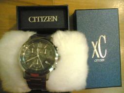 Citizen 少見的本土版手動男表，表徑34.2不含把頭，剛保養，走時正常。。  秒針後配。配庫存新帆布帶。  不防水 歷史價格詳細信息