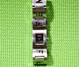 FEND New Look 迷妳小方包草編繫列 純手工打造 慵懶法式風 ????簡約又時尚日常隨心搭配都很nice✔️ 歷史價格詳細信息