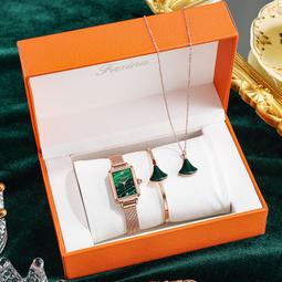 新款小綠魔恐龍公仔毛絨玩偶女生生日禮物安撫睡覺兒童抱枕波波娃 歷史價格詳細信息