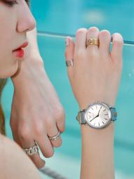 VERSACE范思哲 2024春夏新款歐洲專柜爆款 頂級GW款 時尚名星網紅款休閑短袖T恤（微闊版）尺碼：M~3XL(115～斤可 NO15691 歷史價格詳細信息