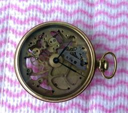 莫爾格街兇殺案：愛倫坡短篇小說選（附紀念藏書票）<啃書> 歷史價格詳細信息