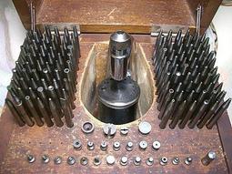 專業級 衝擊式起子機轉電鑽 六角頭轉 三分 三爪 夾頭 整組 (含扳手) 轉接頭 歷史價格詳細信息