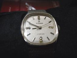 天地 藝品 磁場 能量 超強 天然 正宗 巴西 骨幹 ( 白 水晶 柱 ) 能量 擺件 ( 附 白瓷 底座 ) K742 歷史價格詳細信息