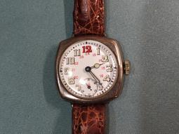 早期硬殼手提化妝箱 化妝品收納箱 大彩妝箱 密碼鎖化妝箱 美甲紋繡工具箱(帶鏡) 歷史價格詳細信息