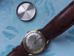 【古董錶 】1862年『罕見原廠盒裝』18K手工金雕面盤及錶殼小型芝麻鍊懷錶 歷史價格詳細信息