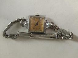 瑞士古董錶 Certina 雪鐵納 手動上鍊機械女錶，整只原裝，錶徑21.5x23mm，高貴典雅，保養完成免再花錢，此錶約60's 錶殼設計沒有防水 歷史價格詳細信息