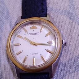 多為早期SONY 手提音響，藏家釋出一批！八台不分售。 歷史價格詳細信息