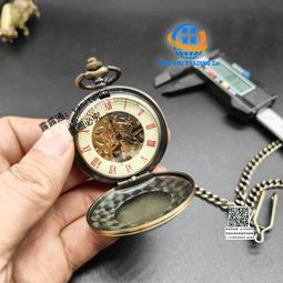 ．懷舊特攝專門店．(((香港賽馬會系列)))2009大年初三賽馬日紀念品(手機電話繩) 歷史價格詳細信息