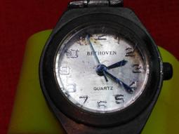 m81-559 夜光 迷你1000片日本進口拼圖 繪畫動物 夢幻月光下的兔子  Wilfar 歷史價格詳細信息