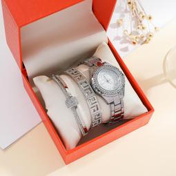 3 Pcs Heart Shaped Wood Sign Rustic Wall Decor Valentine's Day Wood Wall 歷史價格詳細信息