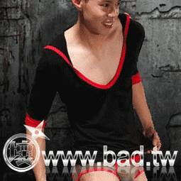 ｜衝低價達人｜BODYFITIN'《型男低腰後空提臀運動三角泳褲(10號白)》【 L 】 歷史價格詳細信息