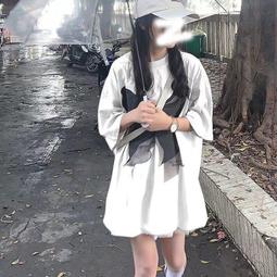 台灣現貨【 ????????????????????????????????????】 設計感 蝴蝶印花 ins風 短T 短踢 寬鬆 落肩 顯瘦 純棉 短袖 歷史價格詳細信息