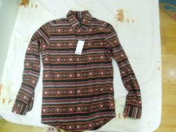 #UNIQLO 超軟府綢長袖條紋襯衫 / 草食系 = 安靜 x 躺平 x 歲月靜好 歷史價格詳細信息