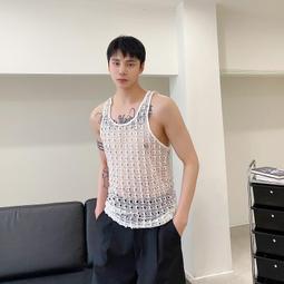 背心男 男生衣著 背心男生 2色個性鏤空吊帶背心男小眾設 感性感上衣辣弟風彈力緊身內搭打底衫-毛毛男裝 歷史價格詳細信息