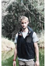 BILBO Cliff Mochican Blouse 民族風 圖騰 滿版襯衫 outdoor 外套 oqliq 歷史價格詳細信息