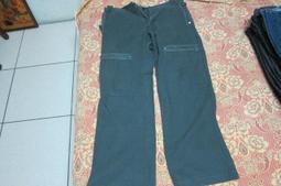 TRUSSARDI JEANS 義大利製藍色棉+彈性直筒牛仔褲,UK29,腰圍27.5吋,褲檔長11吋,少穿降價大出清 歷史價格詳細信息