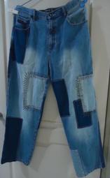 藍色純棉牛仔褲,尺寸30/32,腰圍30吋,褲長42.25吋,褲檔長13.5吋,腿寬14吋,褲腳寬9.25吋,降價大出清 歷史價格詳細信息