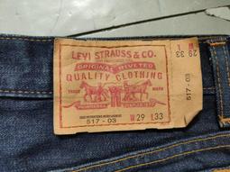 正 Levis 牛仔褲  男生經典501 W31L34   $500元含運 歷史價格詳細信息
