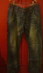 Tough Jeansmith 深藍色貼布直筒牛仔褲,純棉,尺寸:36,腰圍:37吋,全新未穿標籤未剪,降價大出清 歷史價格詳細信息