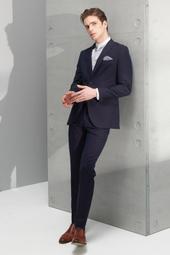 Yuan`s『 品味生活』~ UNIQLO 原色赤耳牛仔褲 直筒褲型 養牛 原牛 歷史價格詳細信息