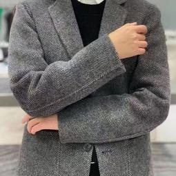 【現貨】???? 秋季新款 帥氣英文袖長袖上衣 薄長袖 長袖 上衣 圓領T 男童 大童 童裝 百元童裝 平價童裝 小不點童裝 歷史價格詳細信息